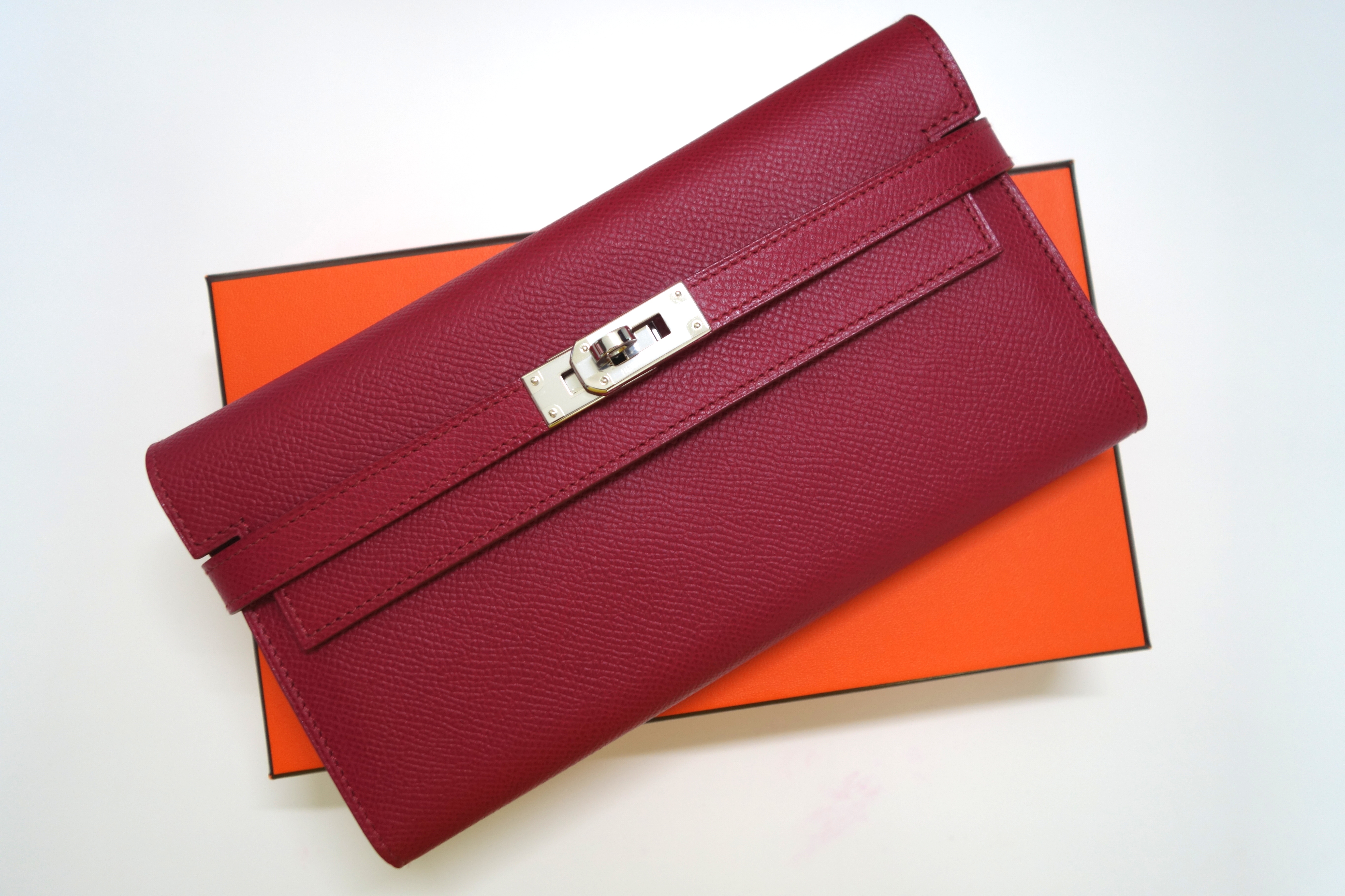 hermes kelly wallet review